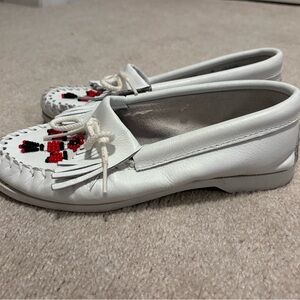 Vintage Minnetonka White Leather Women’s 5 Moccasin Thunderbird Youth 3.5